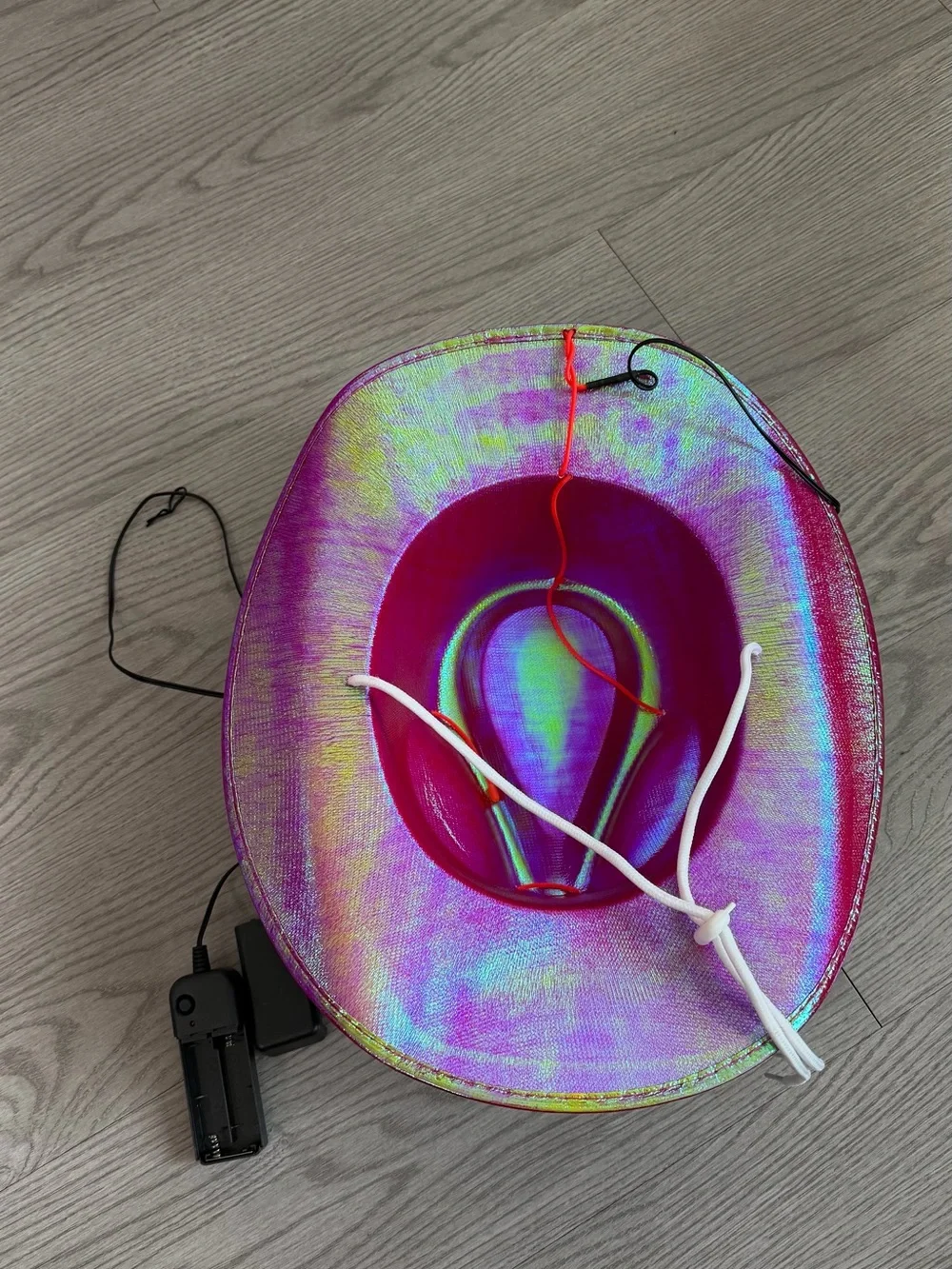 Holographic Pink Cowboy Hat with LED Lighting - VR, AR & Accessories